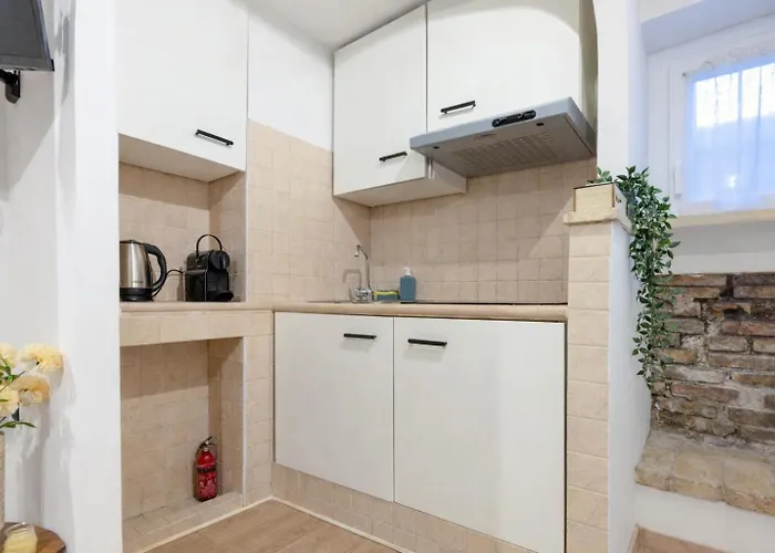 Arya Vaticano Apartment *